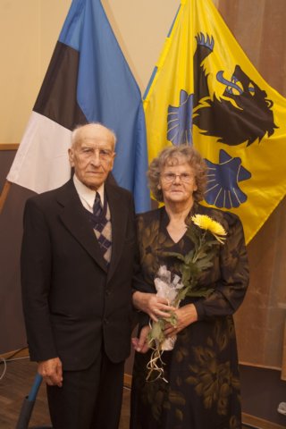 _10_12vald22_170.jpg